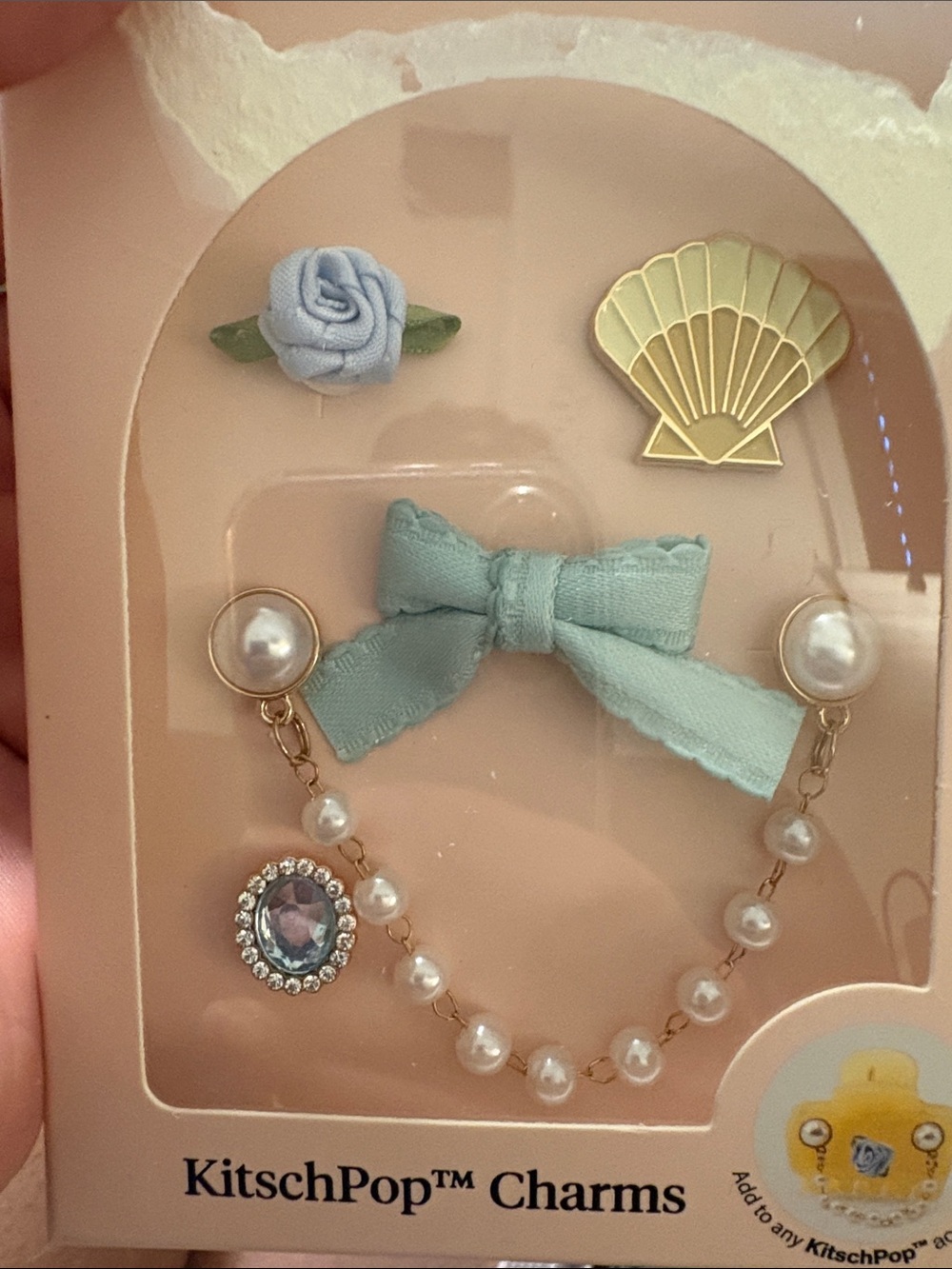Kitsch Light Blue Bow & Pearl Charm Set with Shell and Rose